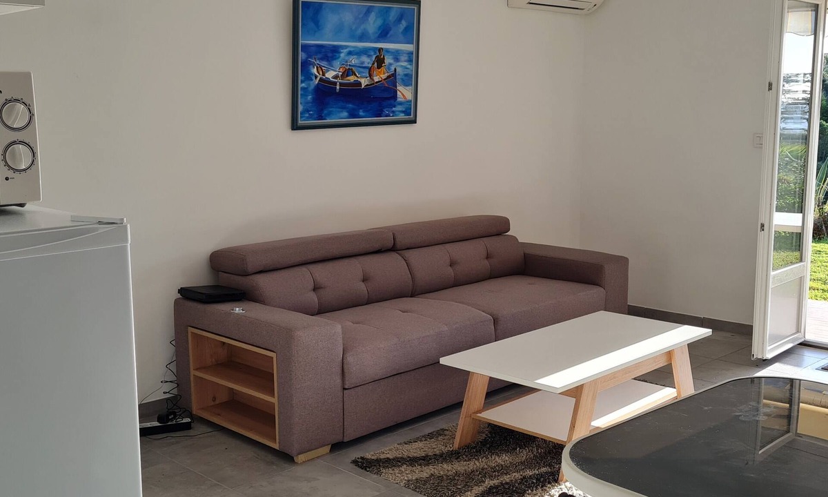 Porticcio Apartment | Ground-floor apartment with garden and barbecue near beach and shops.