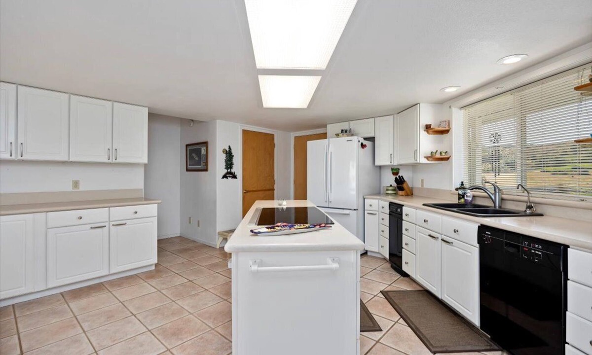 Buhl House | Hagerman~Rural Snake River Getaway