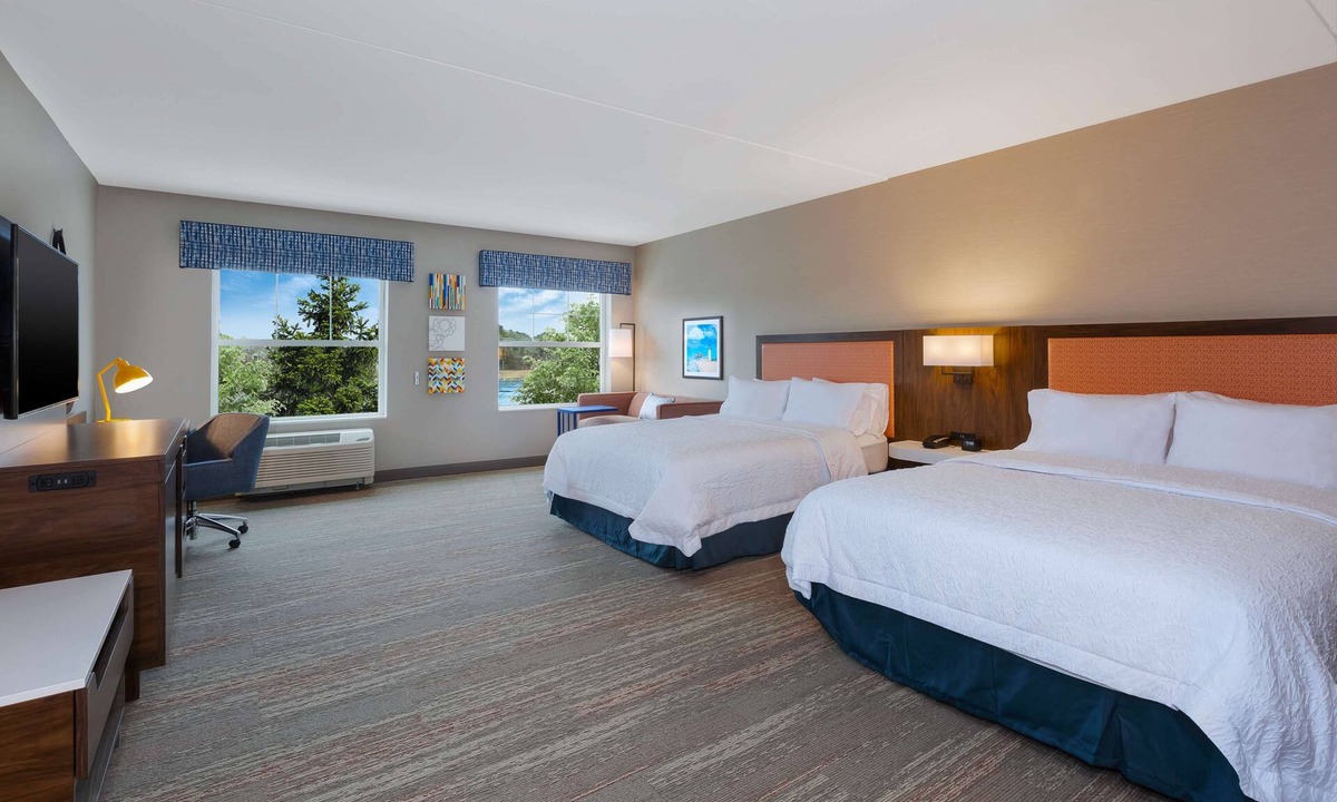 Buzzards Bay Hotel | Hampton Inn Cape Cod Canal