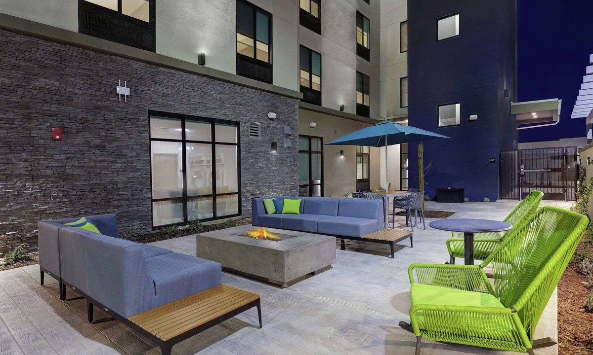 Patterson Hotel | Hampton Inn Patterson