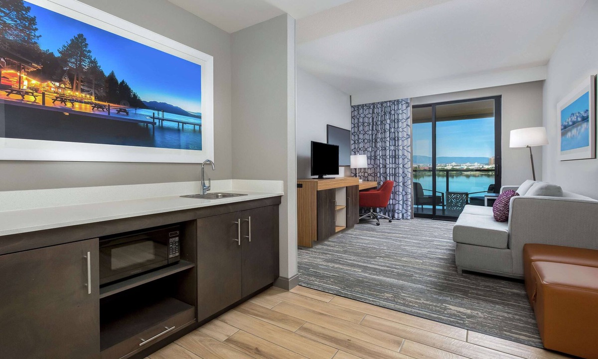 Sparks Hotel | Hampton Inn & Suites Reno/Sparks