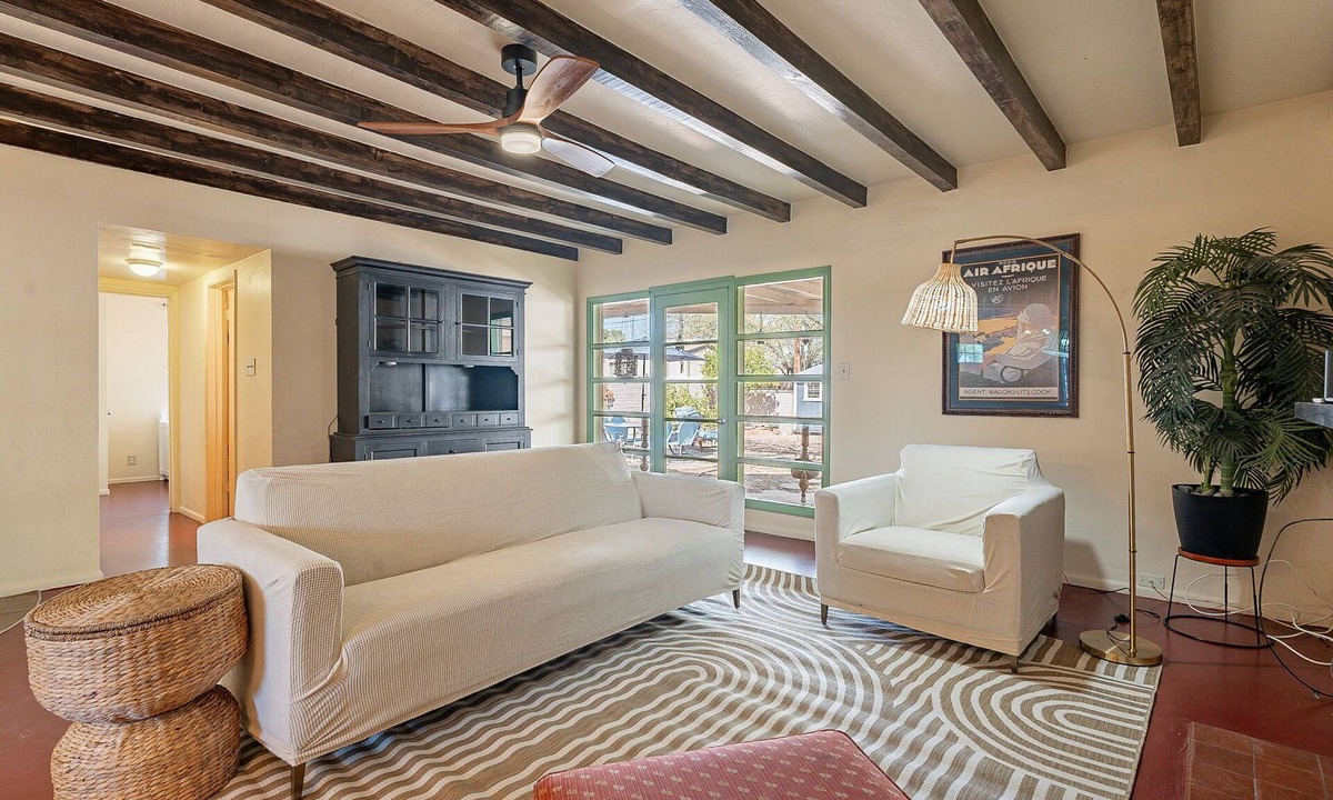 Peter Howell House | Hawthorne Manor - 3BD in Central Tucson with Patio