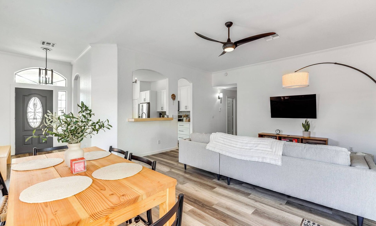 Neely Farms House | Heated Pool, Furnished Patio! Gilbert Getaway