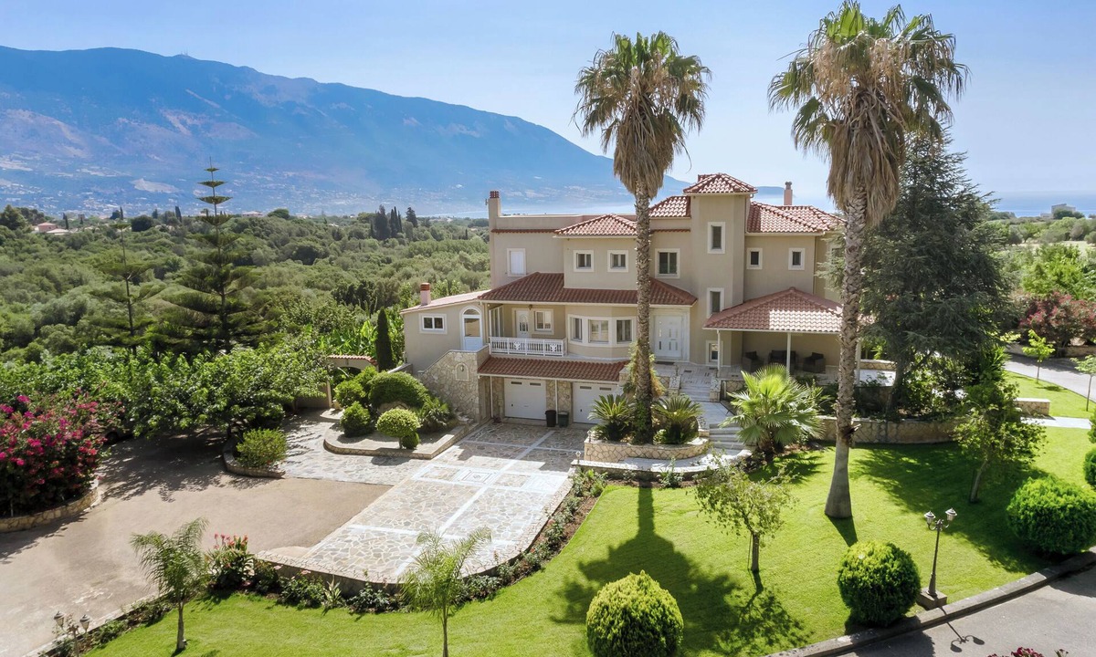 Leivathos Villa | Hidden Gem Estate Kefalonia-Sleeps10| Luxury villa pool sea & mountain views