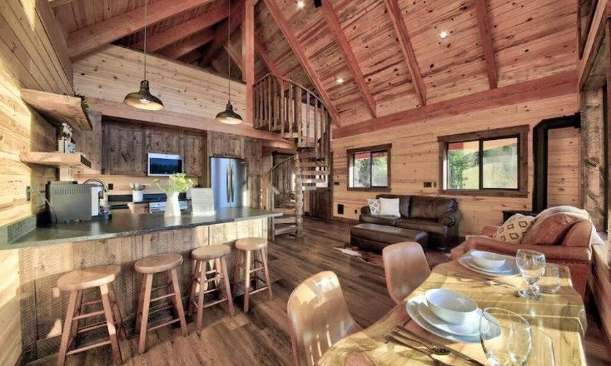 Sandpoint Cabin | Hidden Valley Haven