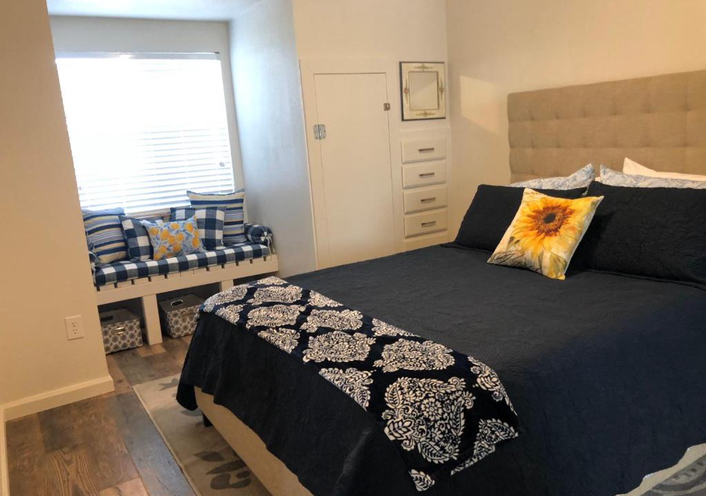 Lakeside Apartment | Hideaway at Hunters Cove
