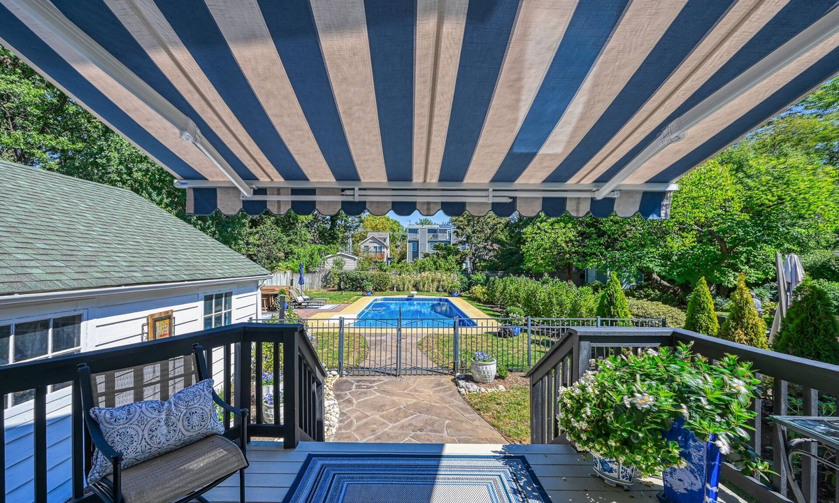 Eastport House | High-end Eastport home with private pool, hot tub, grill & off-street parking