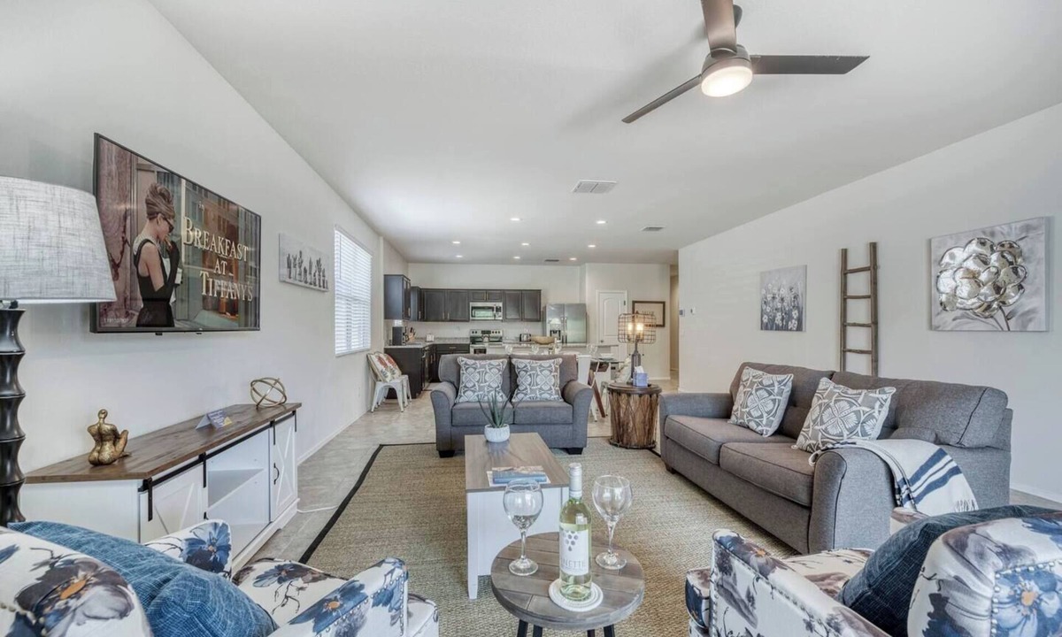 Maricopa House | Highly rated Fully Furnished home in Maricopa!