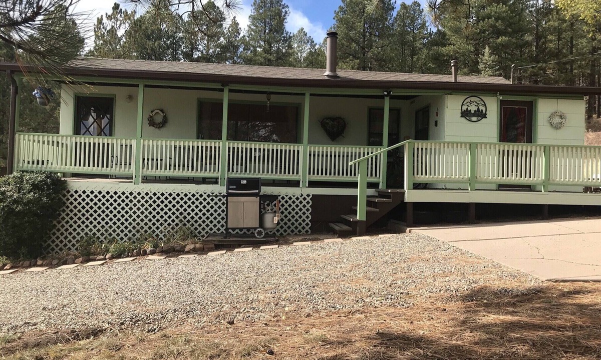 Flagstaff House | Hillside Cottage: Restful, quiet setting Coconino County Permit # STR-26-0572