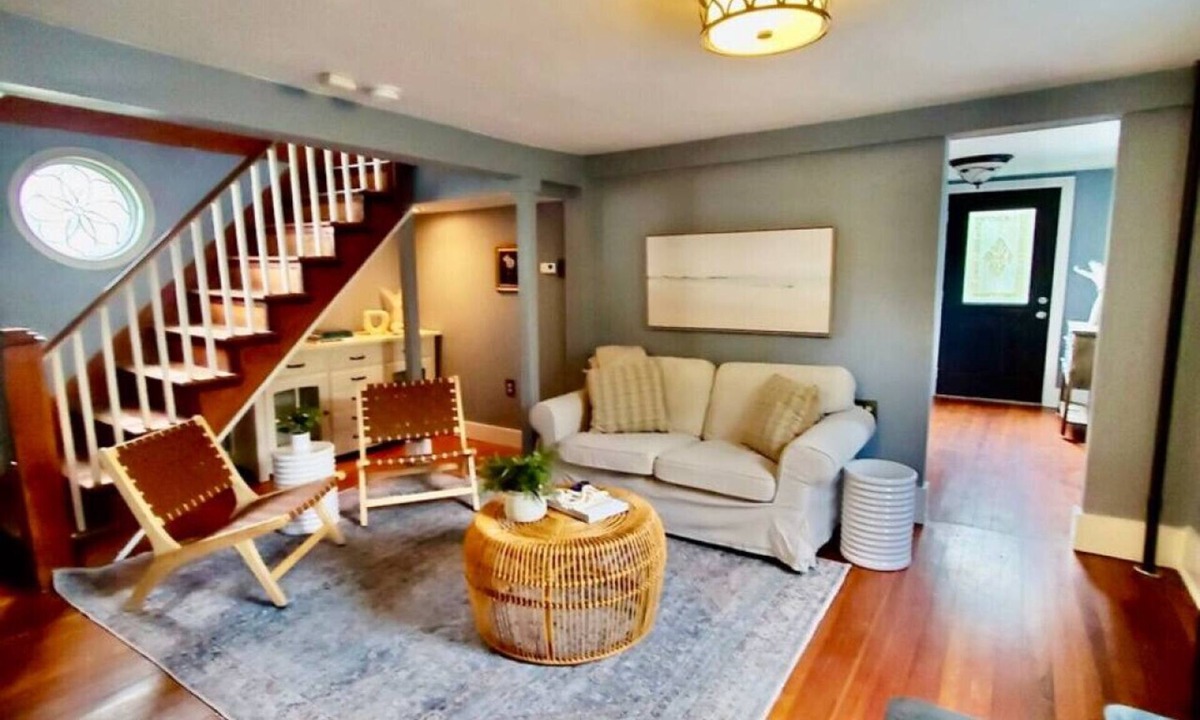 Wakefield-Peacedale House | Historic home, 10 Min to Beaches, Fantastic Yard!