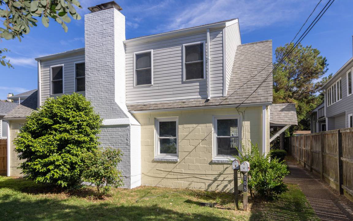 Northeast Virginia Beach House | House ∙ 4 bedrooms ∙ 10 guests