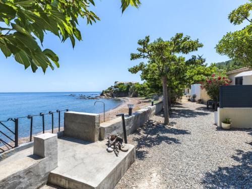 Sari-Solenzara House | Holiday Home Mustella by Interhome