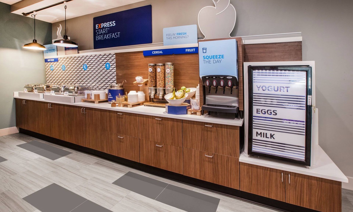 Idaho Falls Hotel | Holiday Inn Express Hotel & Suites Idaho Falls by IHG