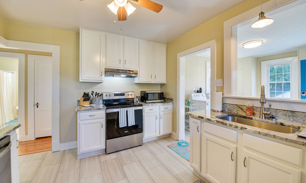 Christchurch House | Home on Locklies Creek w/Boat Dock & Lift!