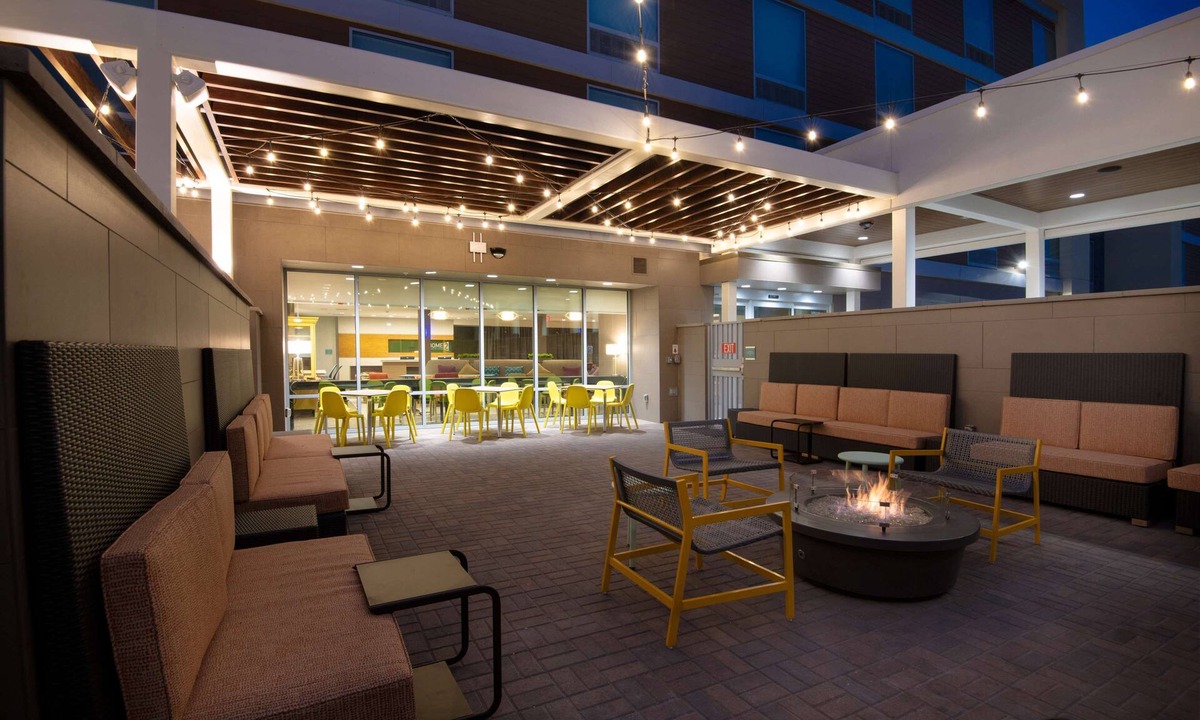 Phoenix Hotel | Home2 Suites by Hilton Phoenix Airport North, AZ