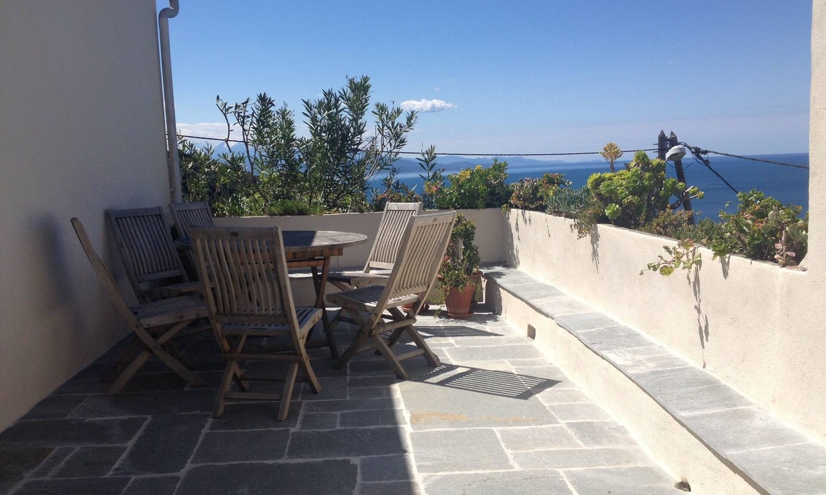Chine House | House in a village of the Cap Corse, charm, view, 15 min walk from the sea