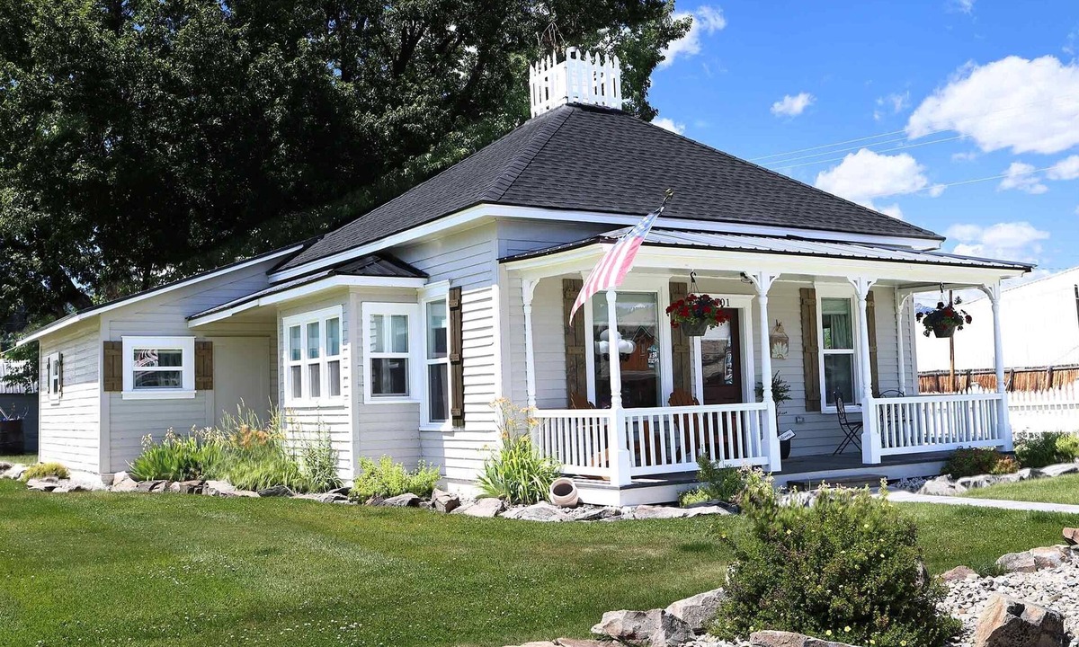 Darby House | House in the heart of Darby, Montana Fully remodeled.