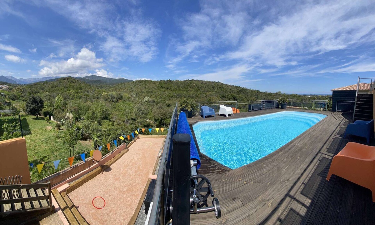 Ventiseri Apartment | House sleeps 10 overlooking the Corsica mountains