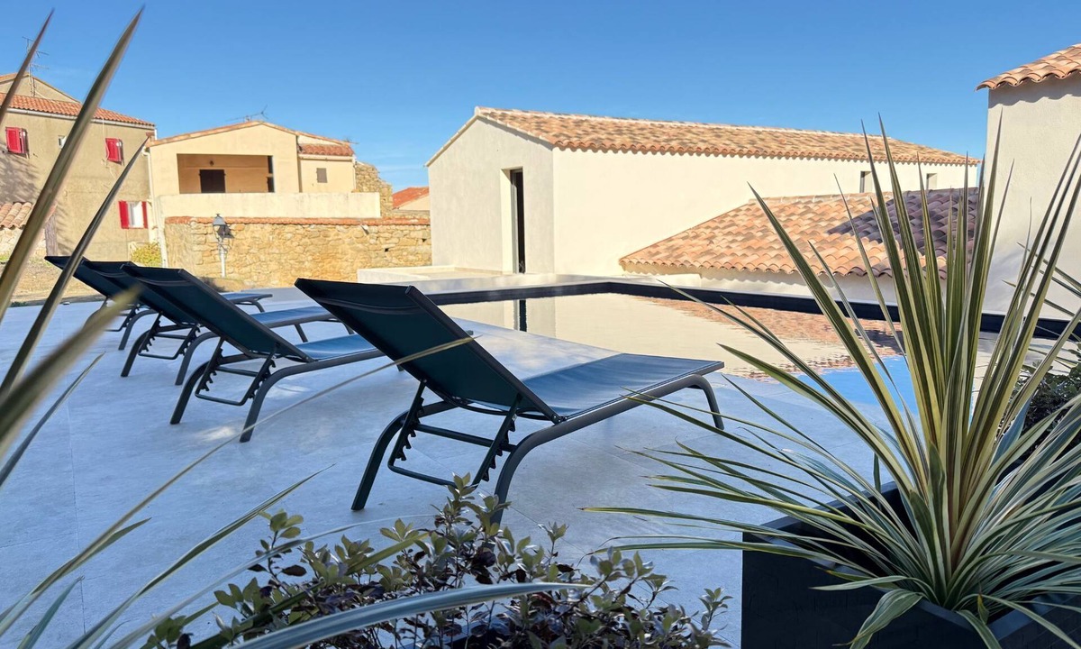 Lavatoggio Villa | House with swimming pool 15 min from the beaches