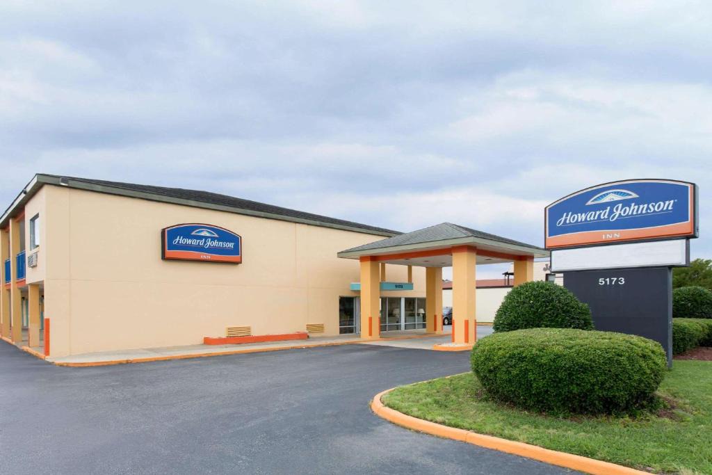 Northwest Hotel | Howard Johnson by Wyndham Virginia Beach