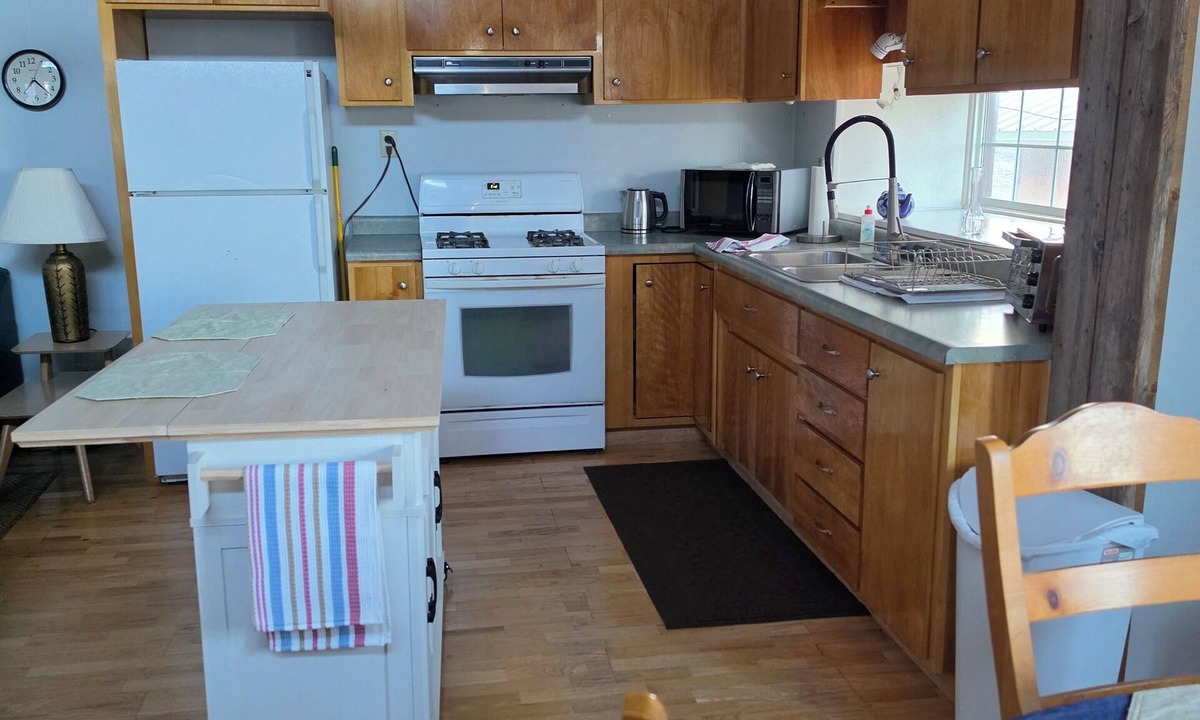 Baker House | Huge house with Gorgeous views of The Great Basin National Park!