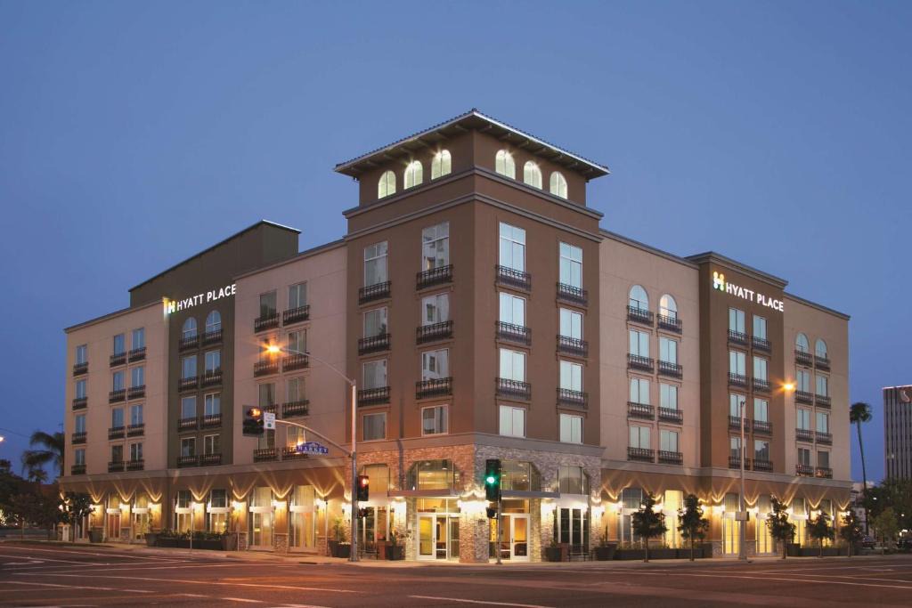 Downtown Riverside Hotel | Hyatt Place Riverside Downtown