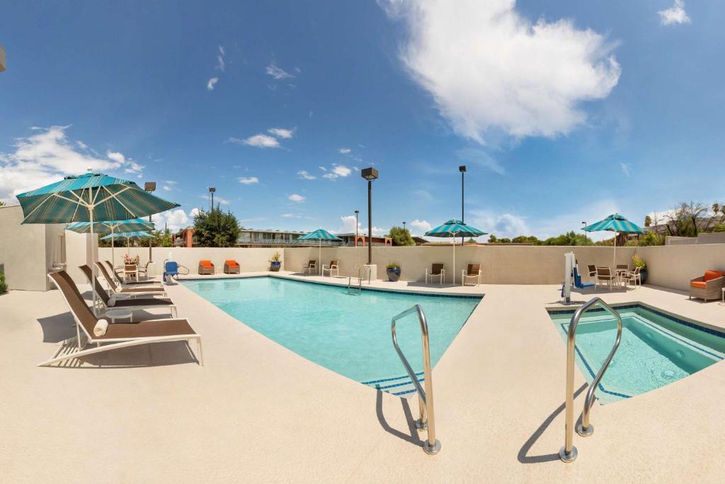 El Rio Acres Hotel | Hyatt Place Tucson Central