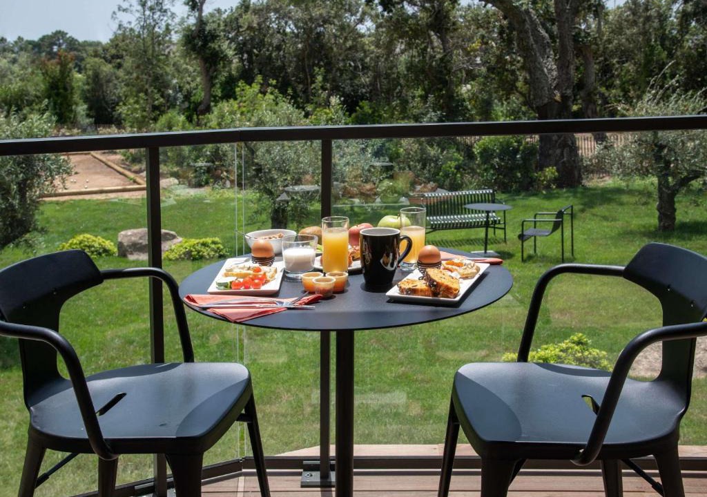 Porto-Vecchio Hotel | ibis Styles Porto Vecchio
