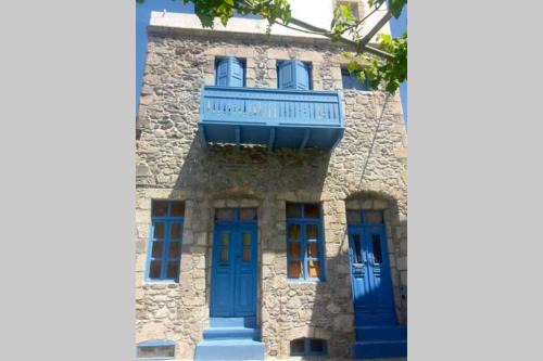 Mandraki House | Imerios Nisyrian House