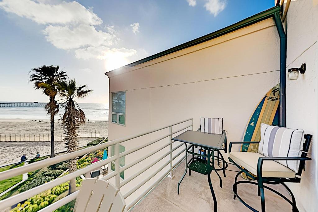 Imperial Beach House | Imperial Beach Club