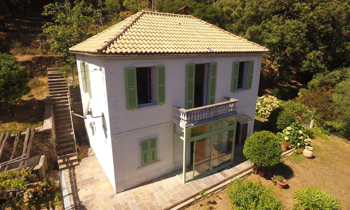 Cagnano House | Independent villa with private garden in Cap Corse, between sea and forest
