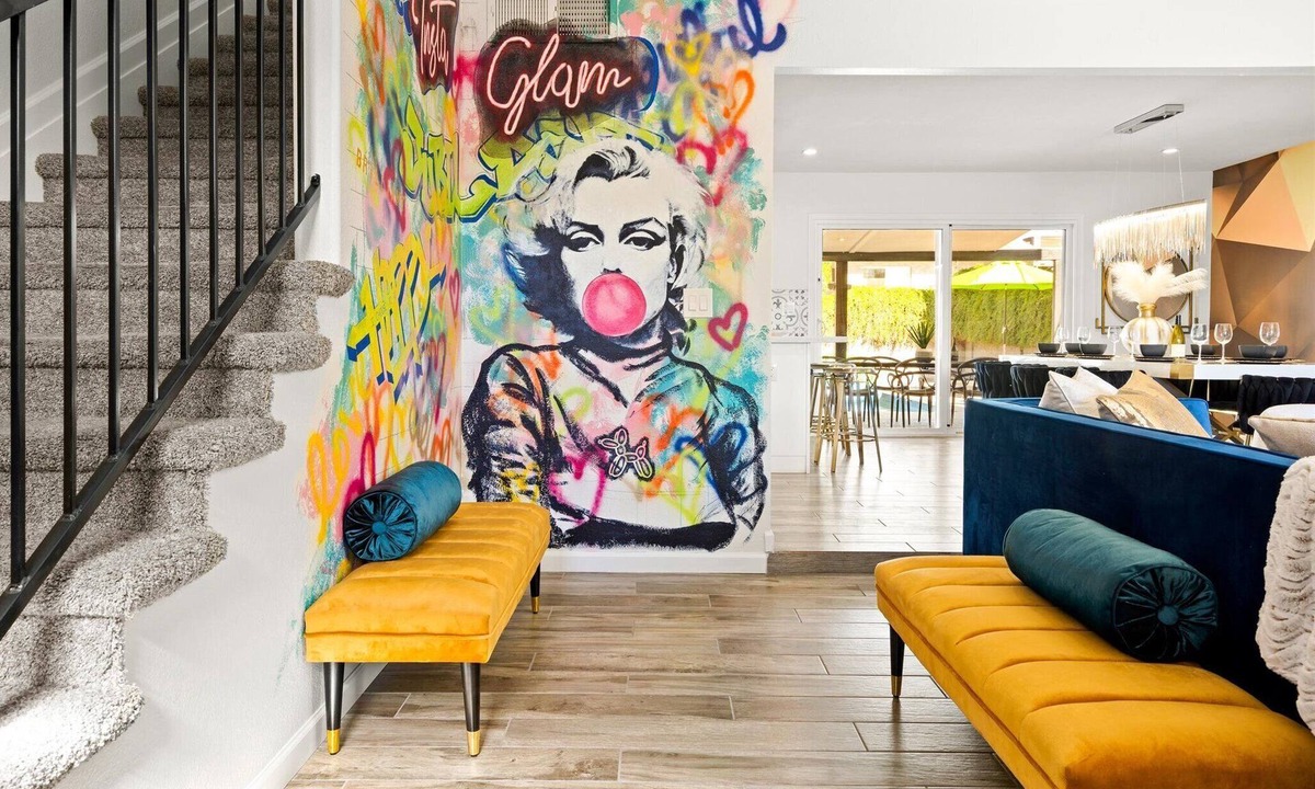 Park Scottsdale One House | InstaGlam House: Heated Pool + Karaoke + Poolside Yoga and More!
