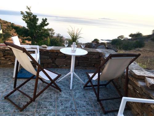 Koundouros Apartment | Kea Houses View Romantic Studio with Sea View