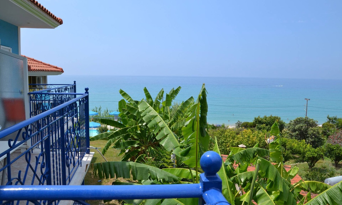Lourdata Apartment | Kefalonia Lourdas beach studios Water side