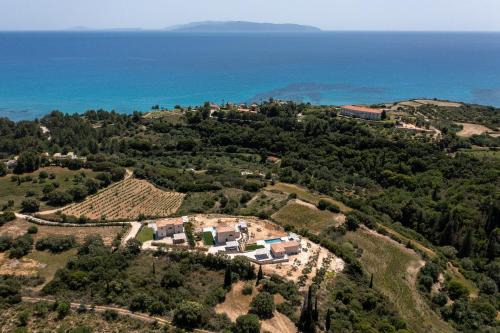 Karavados Villa | Kefalonia Stone Villas - Villa Petros Kefalonica