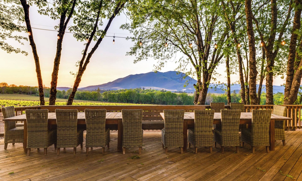 Kelseyville Villa | Kelseyville Home w/Private Pool & Vineyard Views!