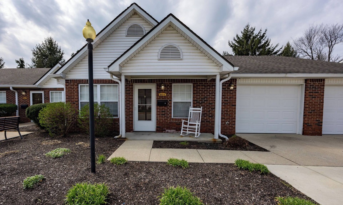Indianapolis Villa | Keystone Garden Villa C