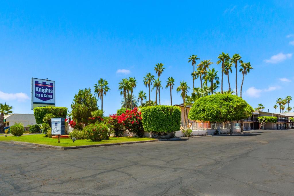 Yuma Hotel | Knights Inn Yuma