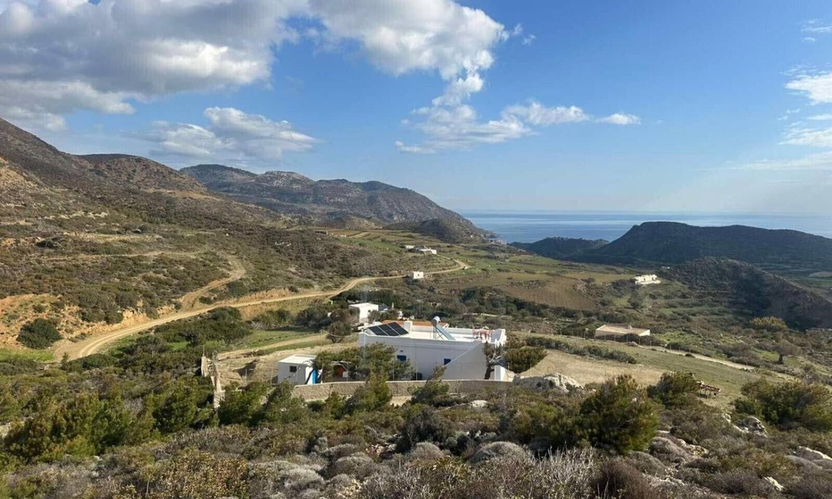 Karpathos House | Kouri Traditional House Apartment with Sea View, Private Terrace & Wi-Fi
