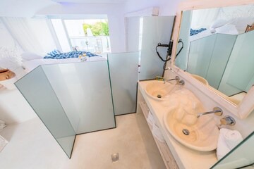 Faliraki Bed & Breakfast | Kouros Home and Suites - Suite with private pool