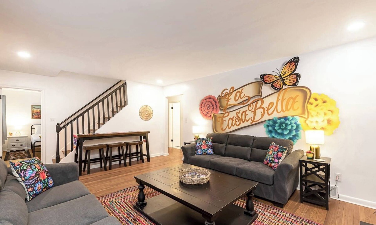 Deer Park House | *La Casa Bella* 5BR, 3BA, Games, 2 Living Areas