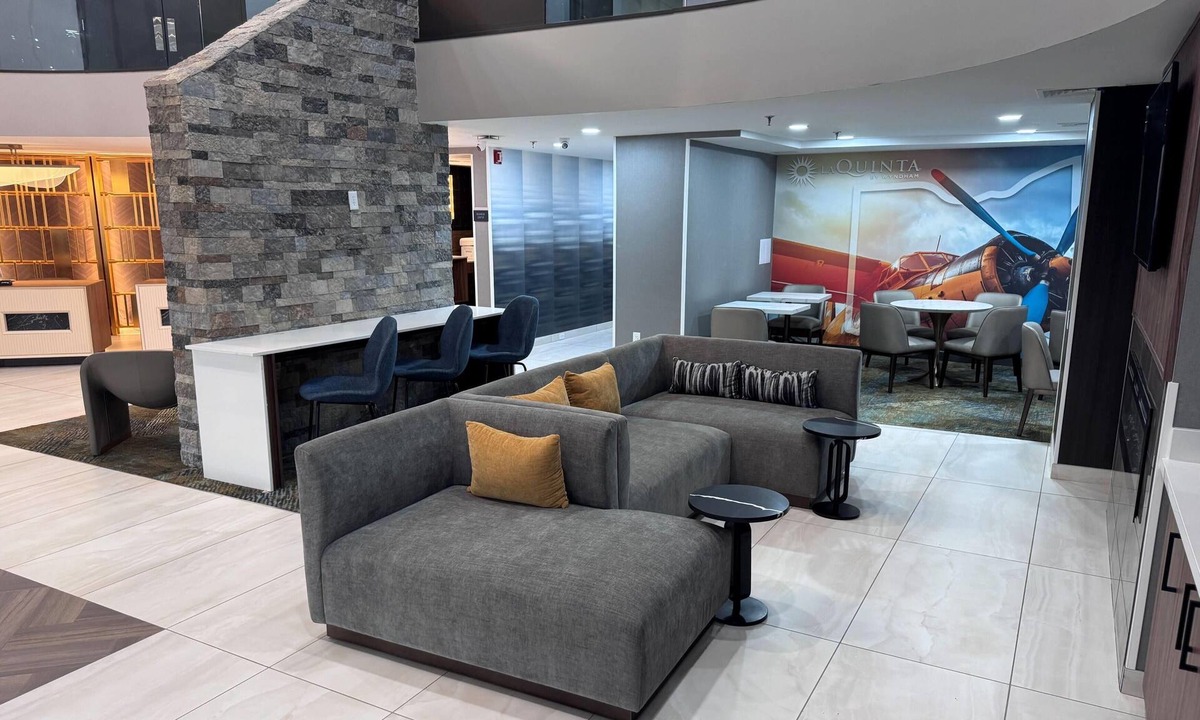 Miamisburg Hotel | La Quinta Inn & Suites by Wyndham Miamisburg Dayton South