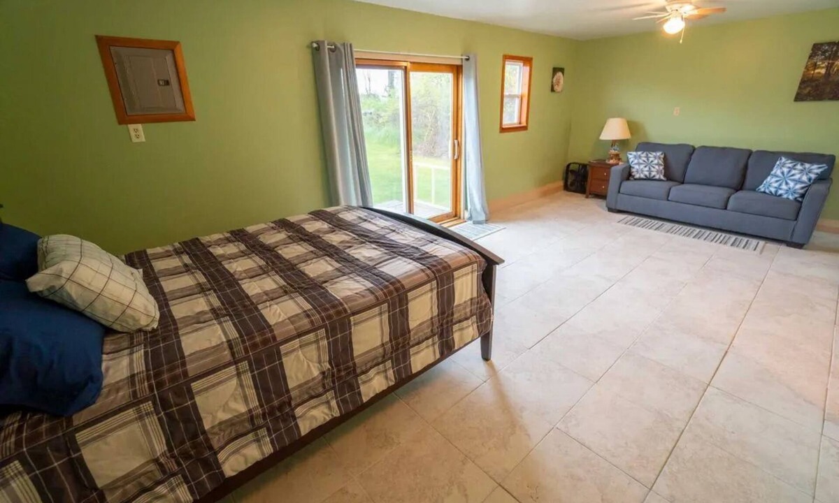 Kelleys Island Apartment | Lake view apartment w/amazing views & centrally located in the heart of Kelleys