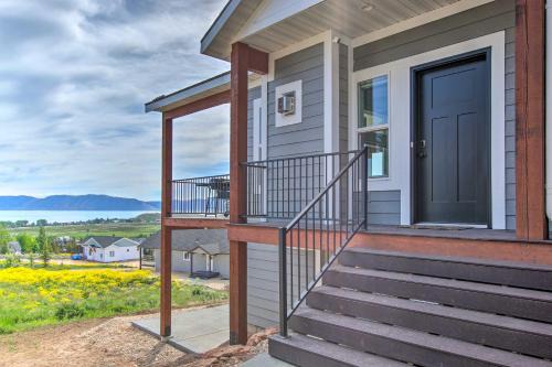 Sweetwater House | Lake-View Escape w/Private Beach Resort Access!