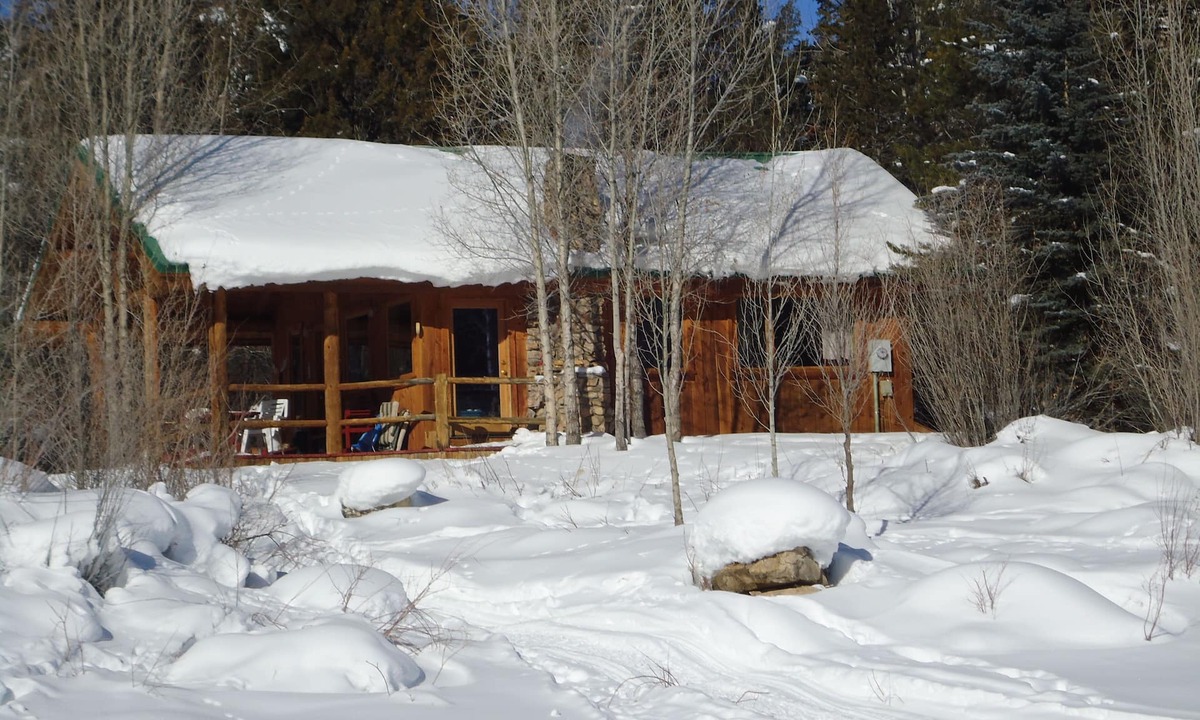 Jackson Cabin | Lakefront Cabin Near The Grand Tetons, Jackson Hole, Yellowstone
