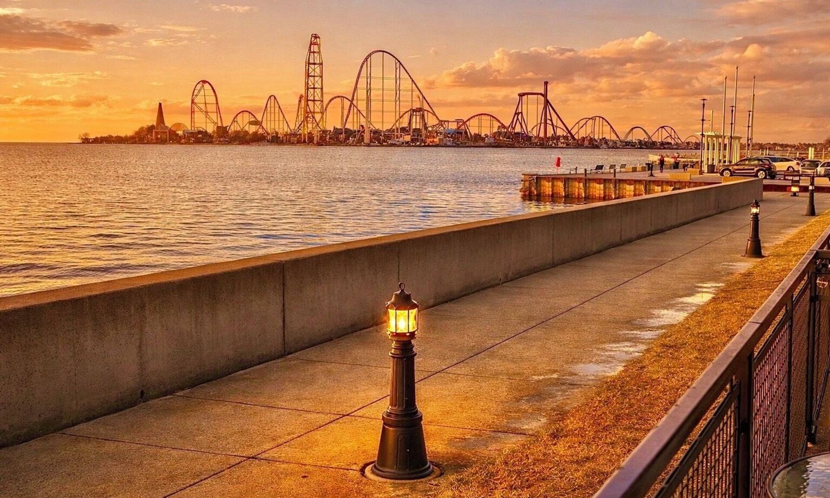 Sandusky Condo | Lakefront Condo On The Water W/Exceptional Views