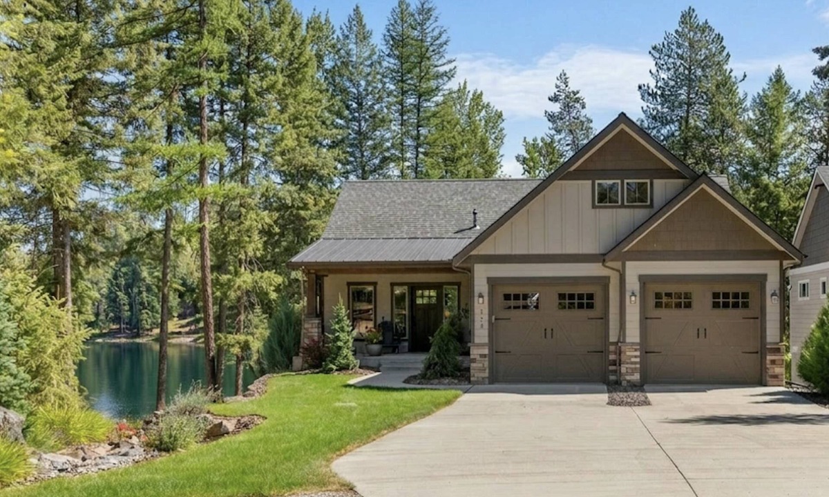 Blanchard House | Lakefront with Hot Tub |Near Silverwood |Stoneridge Bliss at Stoneridge Golf Course |Community Pool