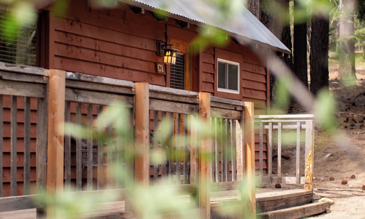Lakeshore Cabin | Lakeshore Resort