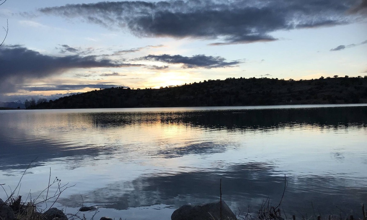 Sterling House | Lakeside Location! Palisades State Park! Amazing views!