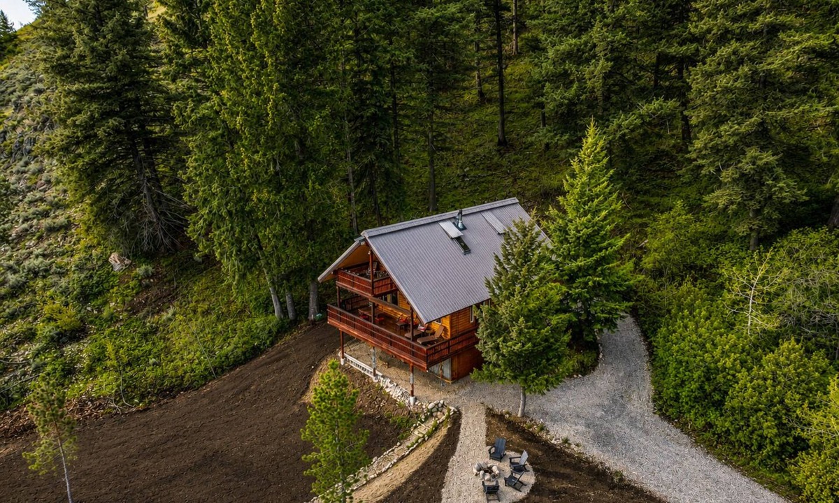 Mountain Home Cabin | Lakeview Log Cabin | Walk to Beach | Fire Pit + More
